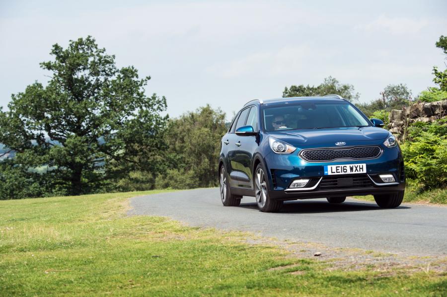  Kia Niro First Edition 2016 года  (UK) (фото 21 из 23)